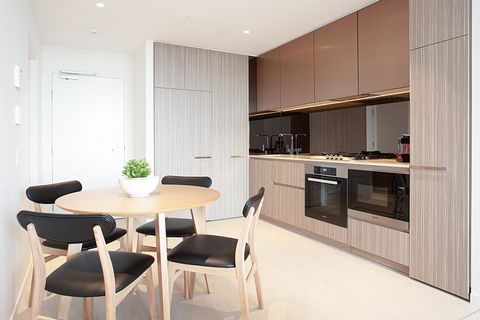 Luxe Apartment Five Minutes From Airport And City - Inverell Accommodation 3