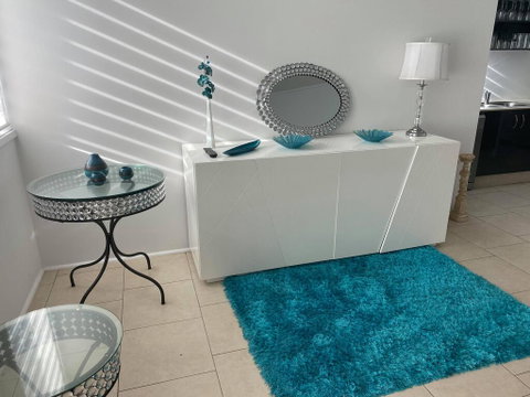 Luxury Apartment, Perfect Location - Inverell Accommodation 1