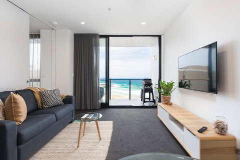 Luxury Beachfront Apartment In Newcastle - Inverell Accommodation 0