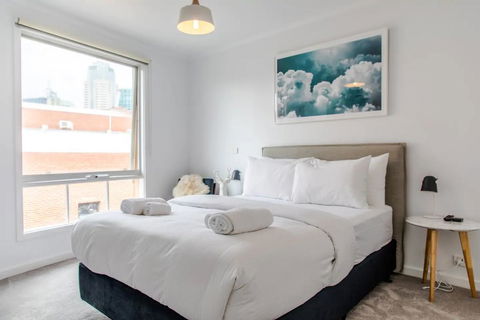 Luxury Spacious 2 Bedroom Fitzroy Apartment - Inverell Accommodation 3
