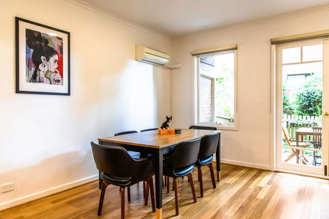 Luxury Spacious 2 Bedroom Fitzroy Apartment - Inverell Accommodation 2