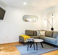 Luxury Spacious 2 Bedroom Fitzroy Apartment - Inverell Accommodation