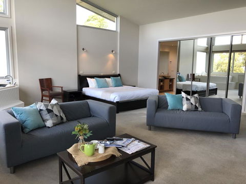 Macedon Ranges Hotel & Spa - Inverell Accommodation 2