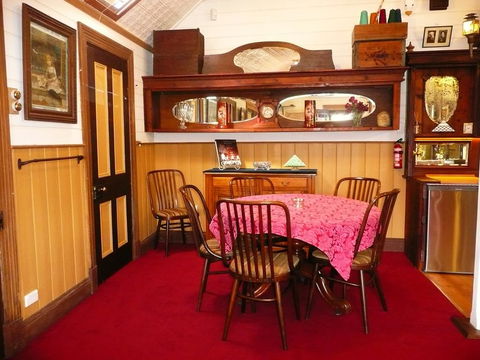 Madam Saddler - On Fraser Clunes - Inverell Accommodation 3