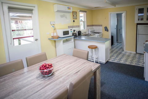 Malakai Farm Stay - Inverell Accommodation 1