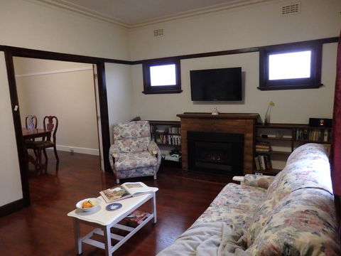 Mandall Avenue - Inverell Accommodation 3