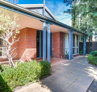 McCrae on the Beach - right on the magnificent beach - Inverell Accommodation