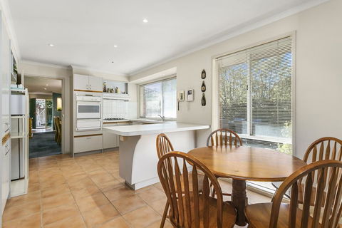 McCrae On The Beach - Right On The Magnificent Beach - Inverell Accommodation 2