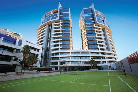 Melbourne Seaviews, Pool & Tennis - Inverell Accommodation 3