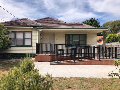 Melbourne Short Stay - Clayton Station, Monash Uni, Hospital - Inverell Accommodation 0