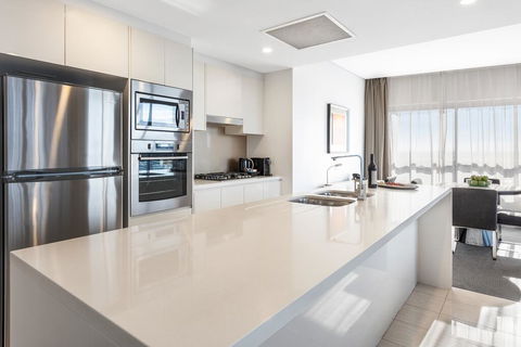 Meriton Suites Zetland - Inverell Accommodation 2