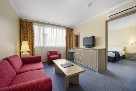 Mid City Motel Warrnambool - Inverell Accommodation 1