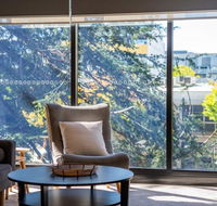 Midnight Apartments Accommodate Canberra - Inverell Accommodation