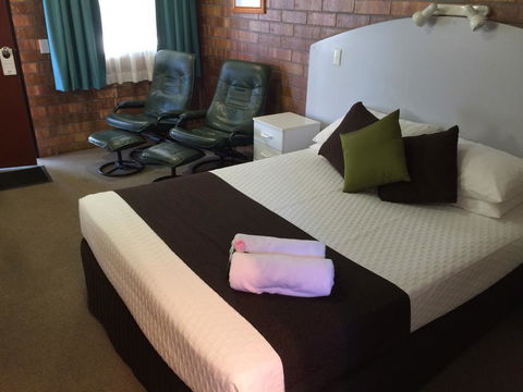Miles Outback Motel - Inverell Accommodation 3