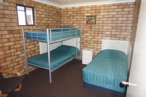 Miles Outback Motel - Inverell Accommodation 1