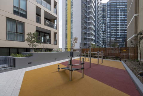 Modern Apartment In Sydney's CBD - Inverell Accommodation 3