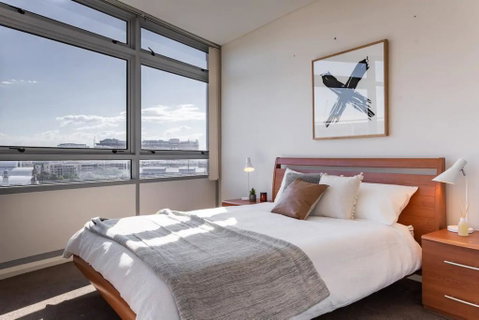 Modern Harbourside Apartment With A View - Inverell Accommodation 2