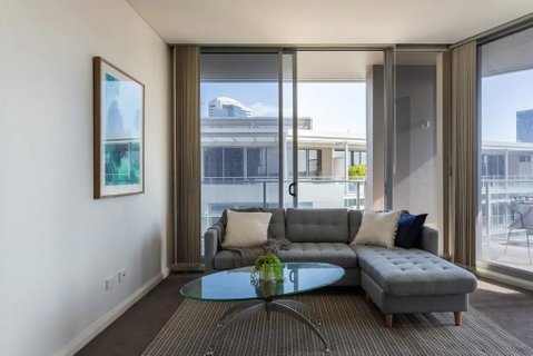 Modern Harbourside Apartment With A View - Inverell Accommodation 0