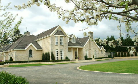 Montfort Manor - Inverell Accommodation 0
