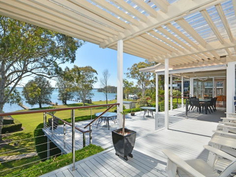 Morisset Memories - Inverell Accommodation 1