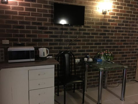 Motel Studio Room - Inverell Accommodation 2