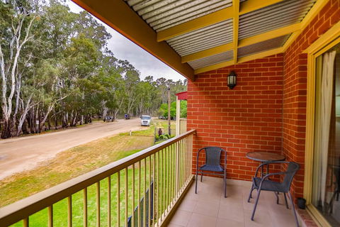 Murray Waters Motor Inn & Apartments - Inverell Accommodation 1