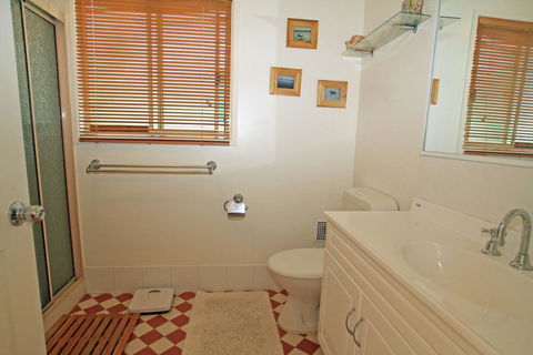 Nature's Beauty In Berrara - Inverell Accommodation 2