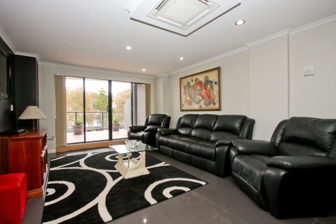 Nautilos On The Harbour - Inverell Accommodation 3