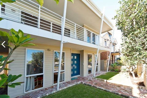 Fremantle Local Beach Studio - Inverell Accommodation 20