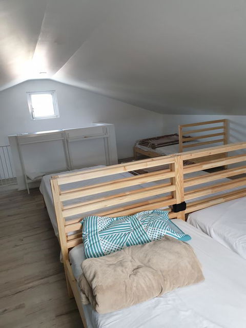 DIANELLA Budget Rooms Happy Place To Stay - Inverell Accommodation 4