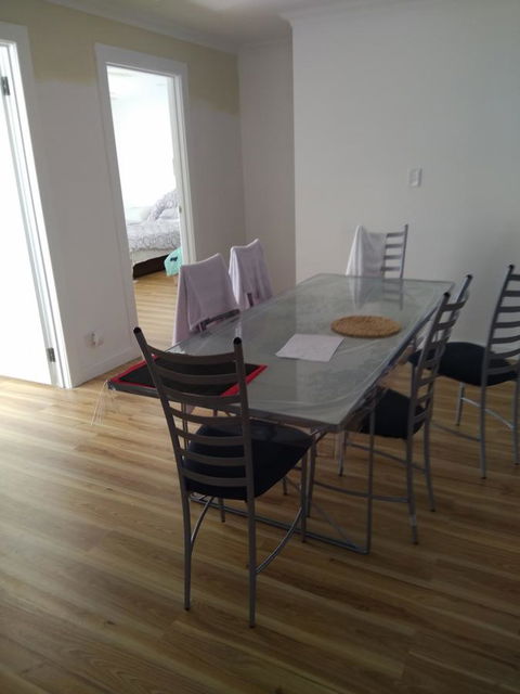 DIANELLA Budget Rooms Happy Place To Stay - Inverell Accommodation 16