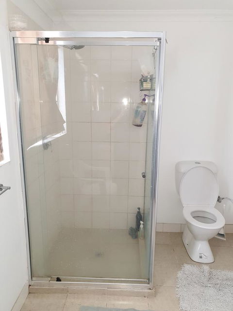 DIANELLA Budget Rooms Happy Place To Stay - Inverell Accommodation 12