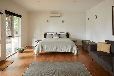 Margaret River Retreat - Inverell Accommodation 13