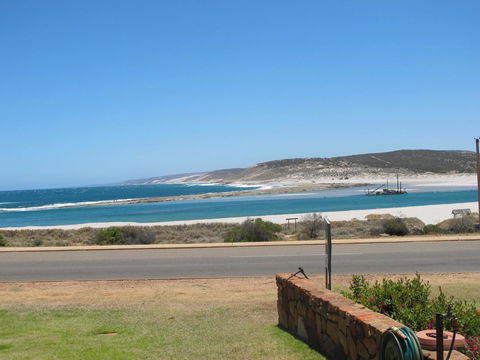 Kalbarri Riverfront Unit - Inverell Accommodation 1