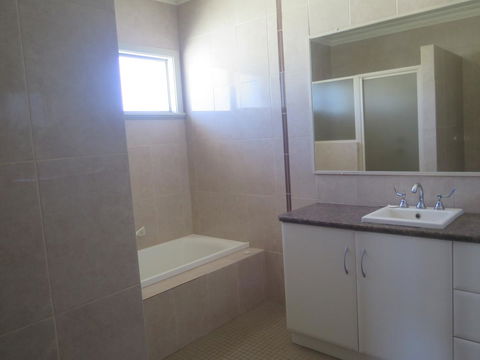 Kalbarri Riverfront Unit - Inverell Accommodation 11