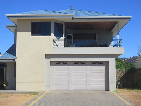 Kalbarri Riverfront Unit - Inverell Accommodation 3