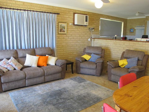 Kalbarri Riverfront Unit - Inverell Accommodation 17