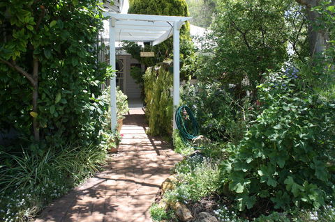 Jacaranda Guest House - Inverell Accommodation 39