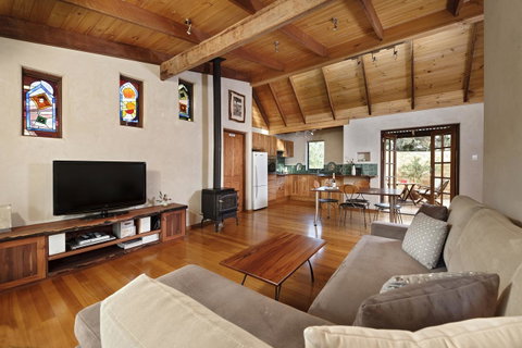 Aiyana Retreat - Inverell Accommodation 1