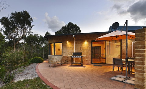 Aiyana Retreat - Inverell Accommodation 5