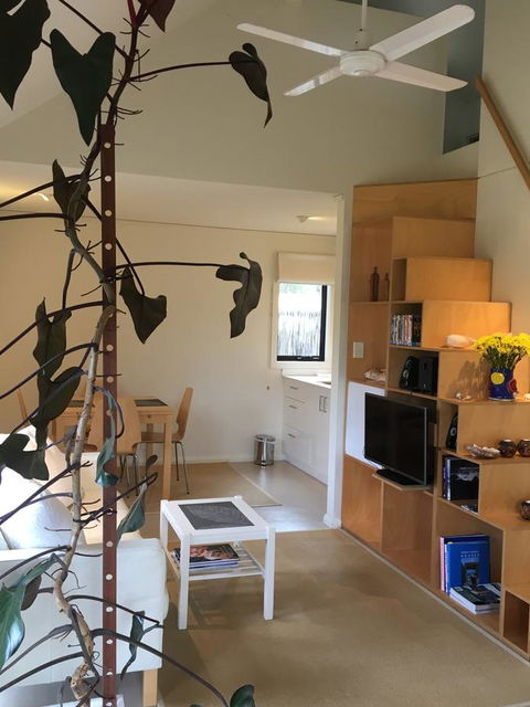 DESIGNER'S STUDIO - Inverell Accommodation 18