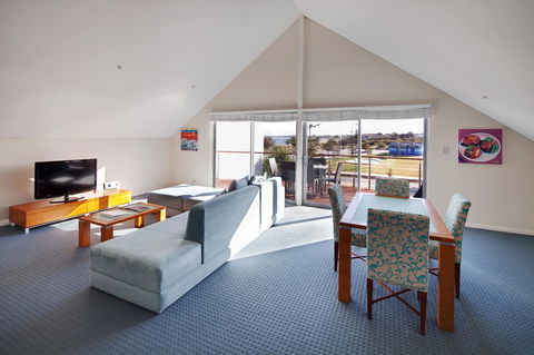Seashells Mandurah - Inverell Accommodation 3
