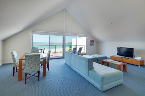 Seashells Mandurah - Inverell Accommodation 12