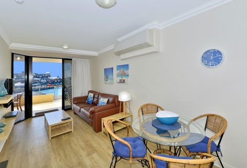 Dolphin Quay Apartments - Inverell Accommodation 12