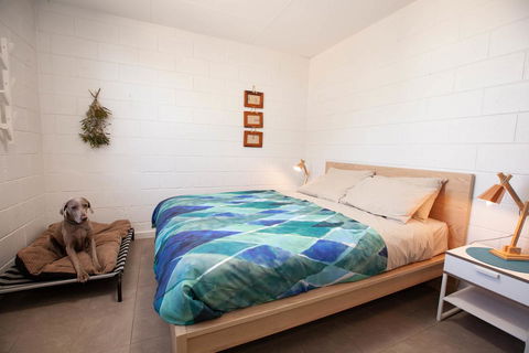 EUCLA MOTOR HOTEL - Inverell Accommodation 24