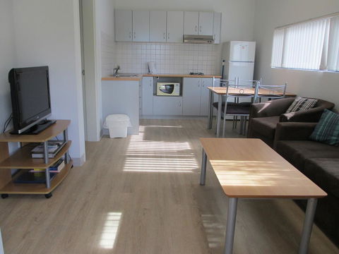 Mandurah Ocean Marina Chalets - Inverell Accommodation 39