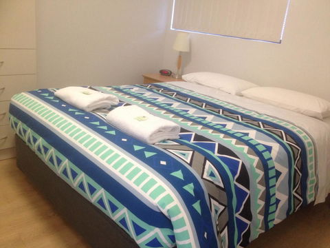 Mandurah Ocean Marina Chalets - Inverell Accommodation 35
