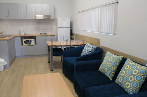 Mandurah Ocean Marina Chalets - Inverell Accommodation 31