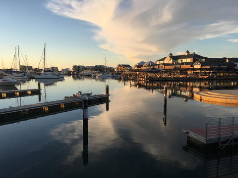 Mandurah Ocean Marina Chalets - Inverell Accommodation 2