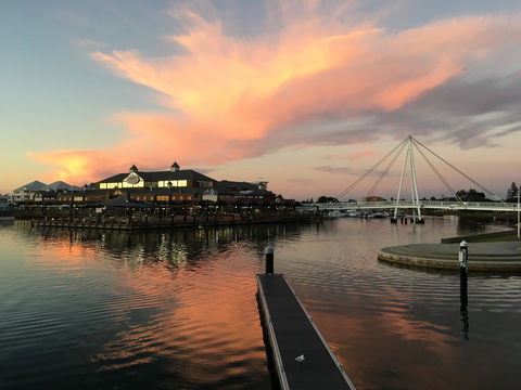 Mandurah Ocean Marina Chalets - Inverell Accommodation 4